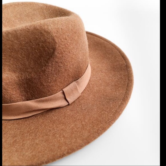 ZARA Camel 100% Wool Hat Bloggers Fav - Picture 6 of 7